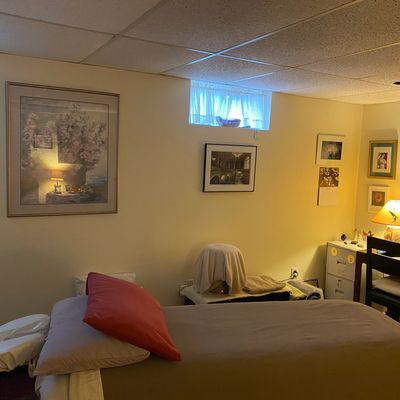 Karen Hilliard, therapeutic massage therapist